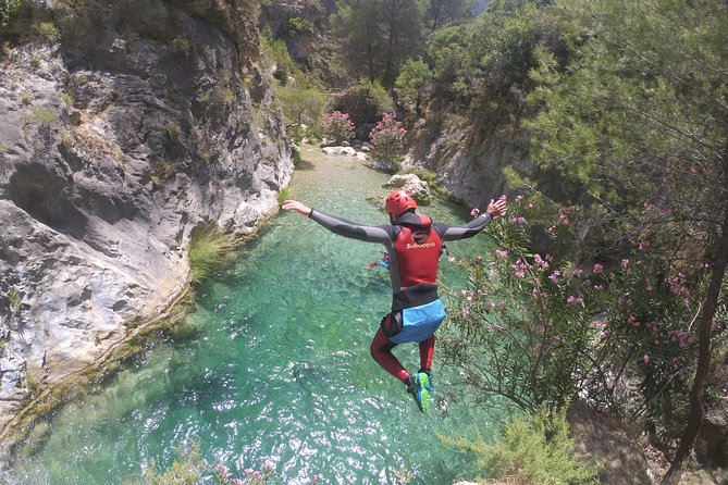 Canyoning in Andalucia: Rio Verde Canyon - Leaving Granada for the Sierra de Almijara