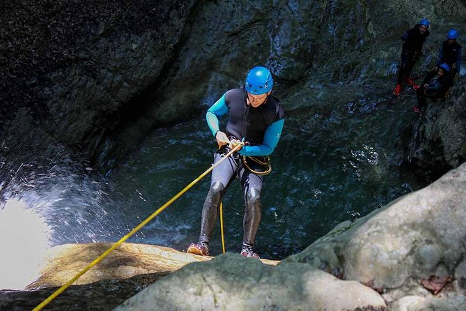 Canyoning in Annecy - La Boîte aux Lettres in Angon - Why the guide matters at Angon