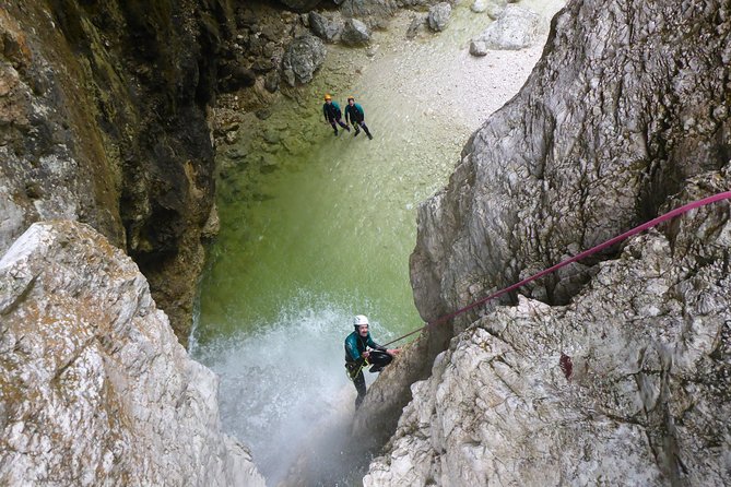 Canyoning in Fratarica Canyon - How the group size affects the experience