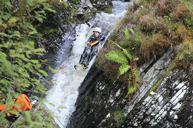 CANYONING in Laggan Canyon | Roybridge, Scotland - The end of the trip: warm drinks and free photographs