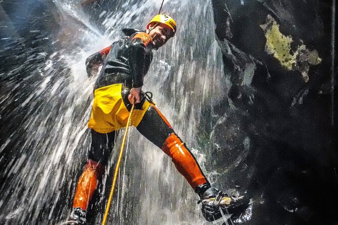Canyoning in Salto do Cabrito (Sao Miguel - Azores) - Who will enjoy this four-hour canyoning trip