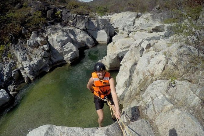 Canyoning in the Oaxacan Coast Canyons - Lunch in a nearby community