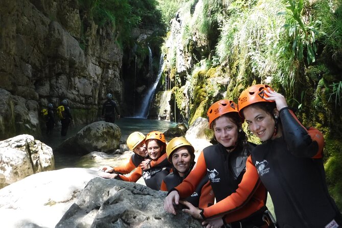 Canyoning in the Pyrenees - Why the small group matters