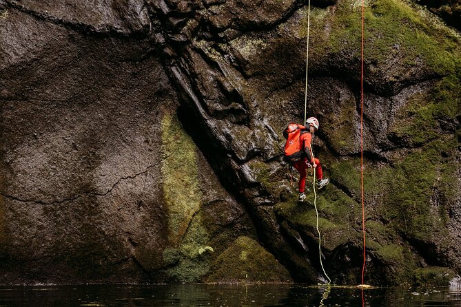 Canyoning Madeira Premium Advanced - What the Madeira canyoning day is really like