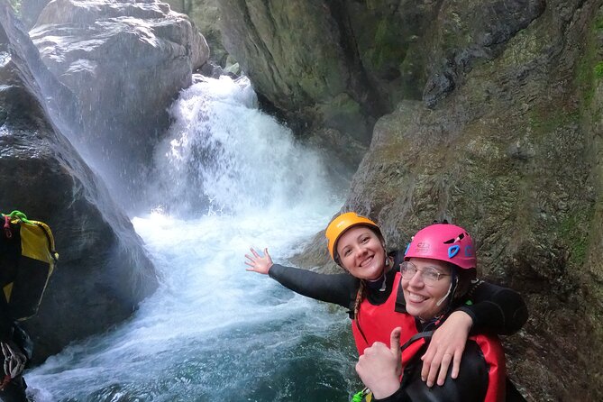 Canyoning Tour in Niyodogawa’s Most Beautiful Gorge - Who should book this gorge adventure?