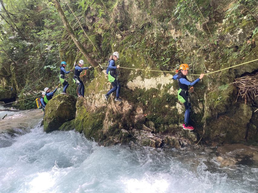 Canyoning Tour in Subiaco - The first rappel reaches the river bed