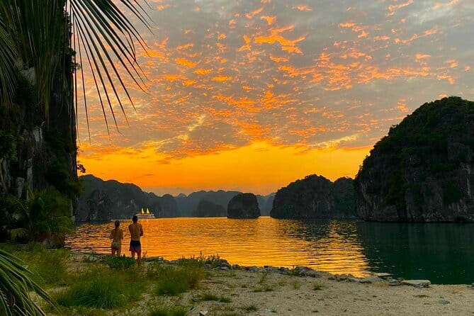 Cat Ba Abseiling Tour - Explore The Biggest Lagoon of Lan Ha Bay - Timing, meeting point, and weather