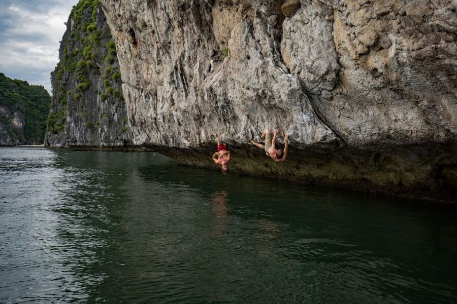 Cat Ba: Advanced Rock Climbing & Cliff Jumping Boat Tour - Why deep water soloing suits Cat Ba