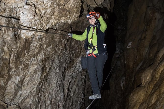 Caving adventure at the Caves of Equi Alpi Apuane - Key points to know before booking