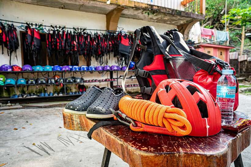 Cebu: Whale Shark Snorkeling & Kawasan Canyoning Tour - The two-hour transfer to Kawasan Falls