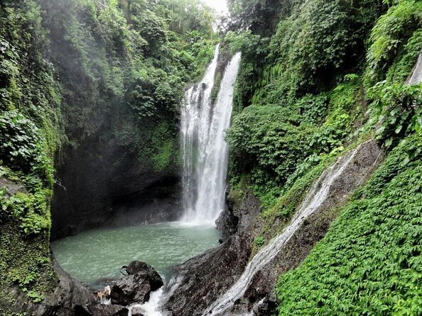 Cliff Jumping and Sliding at Aling Aling Waterfall - Why Aling-Aling is built for action