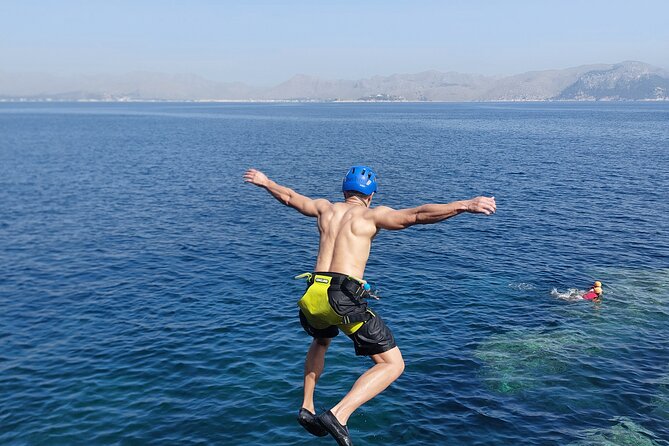 Coasteering Cliff jumping - How the price compares with the day you get