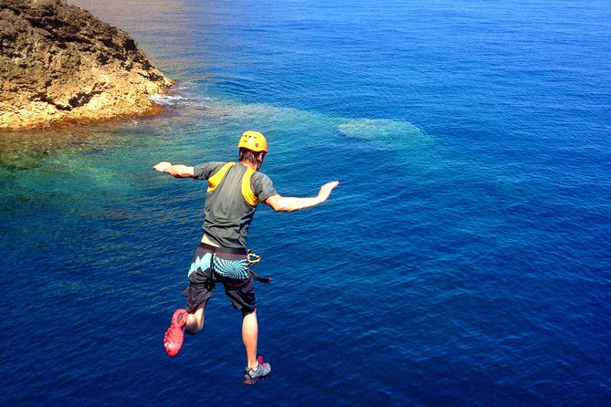 Coasteering Cliff jumping - Weather, cancellations, and practical limits