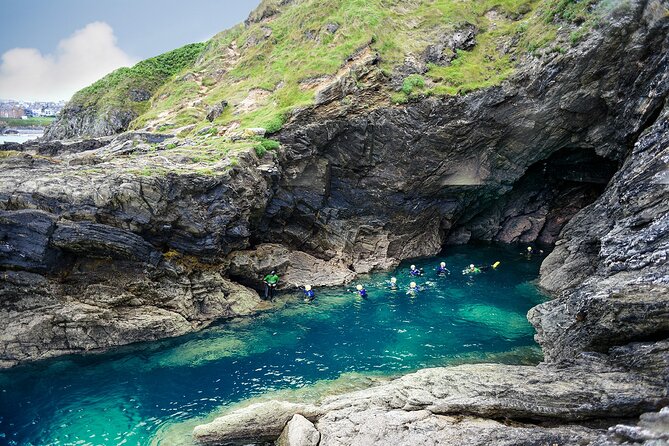 Coasteering Experience in Newquay - How the guides shape the day