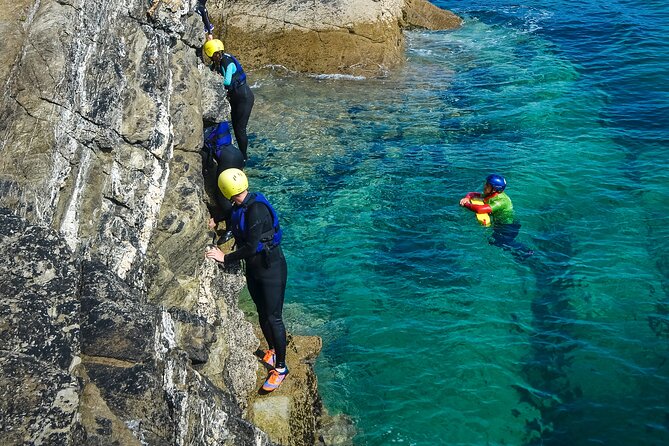 Coasteering Experience in Newquay - Entering the cave and learning the first techniques