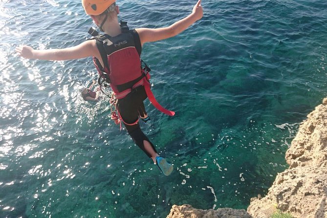 Coasteering in South Mallorca with Transfers - Getting ready: wetsuit, helmet, and water shoes