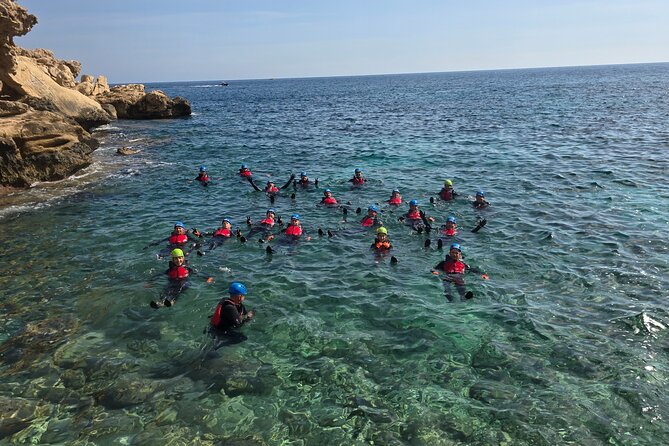 Coasteering in Villajoyosa - The guides and the group experience