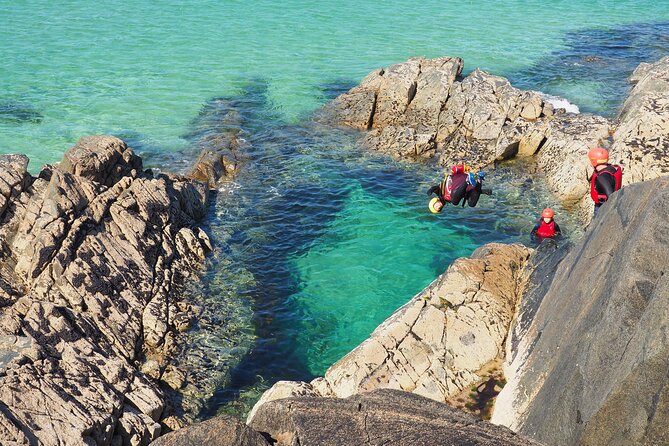 Coasteering on Irelands Wild Atlantic Way - Who will enjoy this most