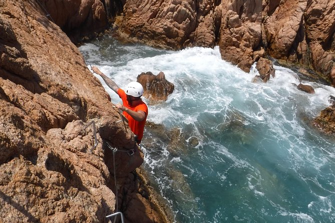 Costa Brava: Via Ferrata Cala del Molí - First section: a smart introduction for beginners