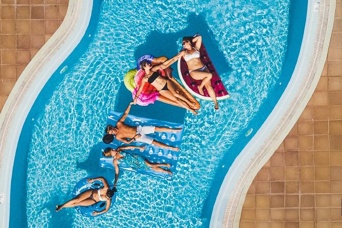Cozumel: Water Park Adventure, Buffet & Open Bar at KUZÁ Beach - Buffet lunch and the standard open bar