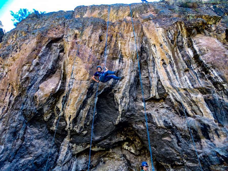 Cusco: Extreme Sky Bike and Rappelling Adventure - A 30-meter rappel down the cliff