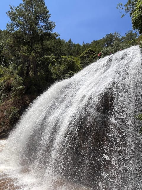 Dalat canyoning tour - Picnic lunch beside the canyon