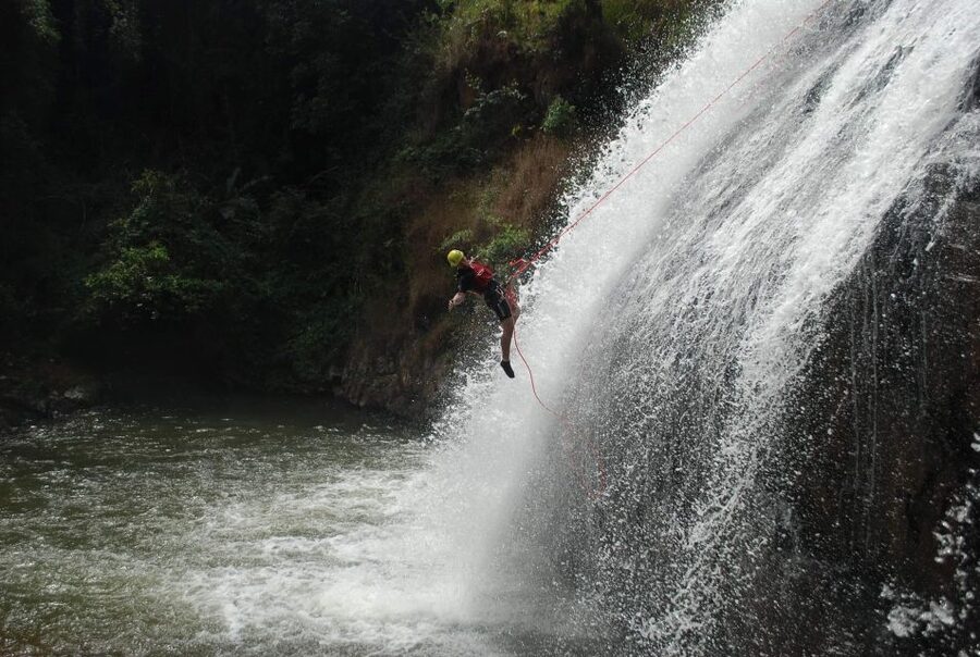 Dalat Vietnam Canyoning - A picnic lunch with a practical purpose
