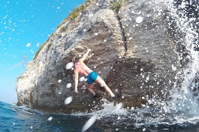 Deep Water Solo and Cliff Jumping Tour in Split - Who should book this Split climbing tour?