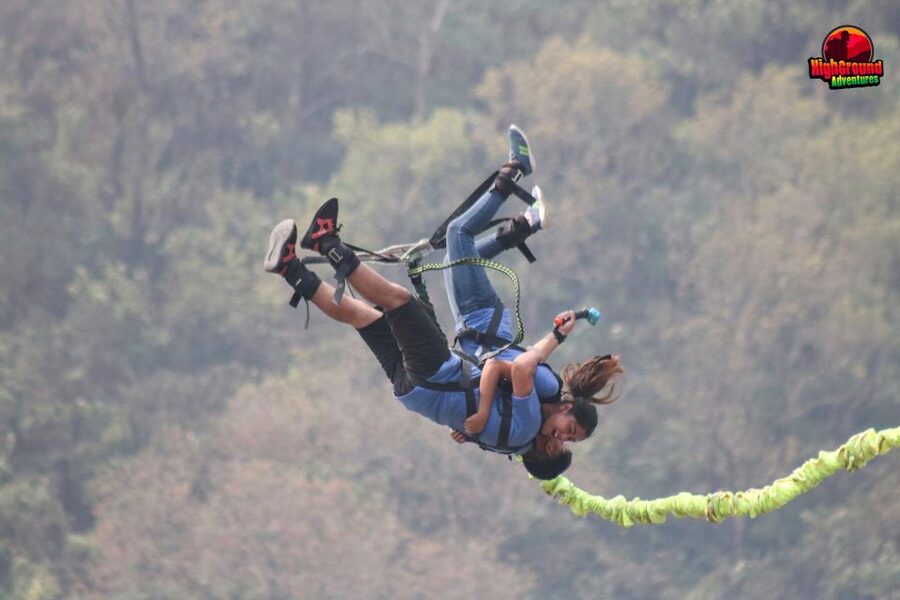 Double Dare: Tandem Bungee Adventure - The safety briefing comes before the excitement