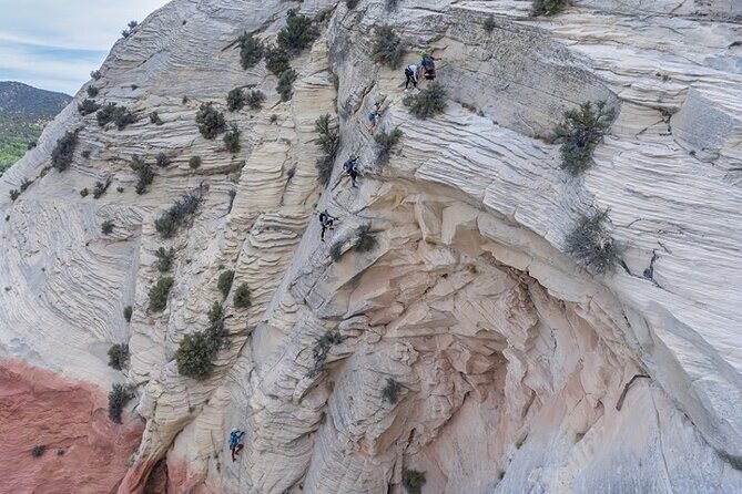 East Zion Via Ferrata & Rappelling Experience (1 Hr) - A short climb with a proper canyon payoff