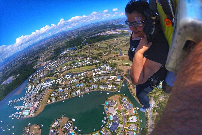 Extreme 12000ft Tandem Jump (45 seconds free fall) - Freefall from 12,000 feet