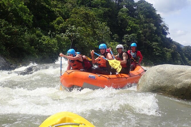 Extreme Rafting in Baños de Agua Santa Level III and IV+ - What Class III and IV+ feels like