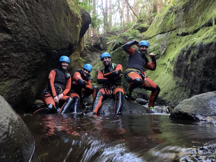 Flores: Canyoning with a Guide and Snack - Ilhéus Inferior - What the Ilhéus Inferior canyoning route involves