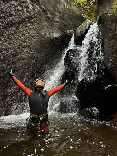 Flores: Canyoning with a Guide and Snack - Ilhéus Inferior - Equipment, clothing, and what to leave behind