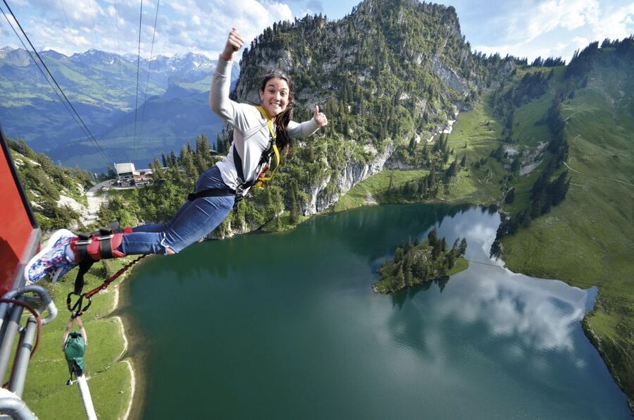 From Interlaken: Stockhorn Bungee Jump - Riding Stockhorn’s gondolas toward the lake