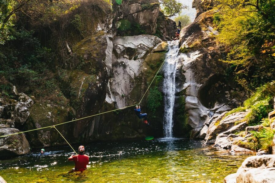 From Porto: Gerês National Park Canyoning Trip - What the canyoning route feels like