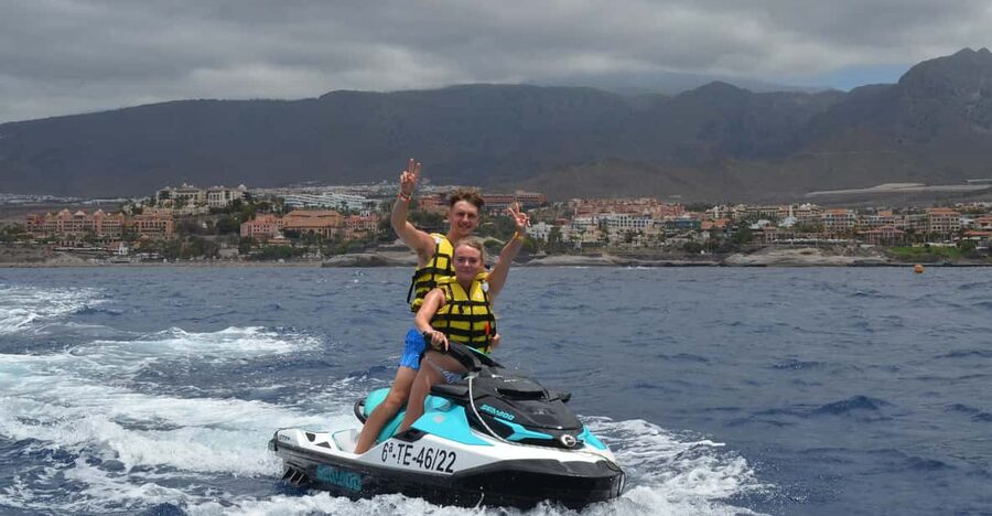 From Puerto Colon : 1 hour adrenaline JetSki tour - Safety gear, insurance, and the practical details