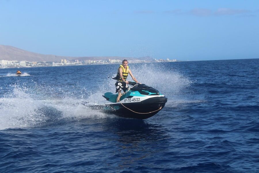 From Puerto Colon : 1 hour adrenaline JetSki tour - Booking, cancellation, and what to bring