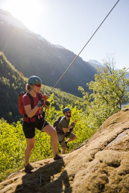 Geiranger: Rappelling tour with epic view - Practical tips for a smoother outing
