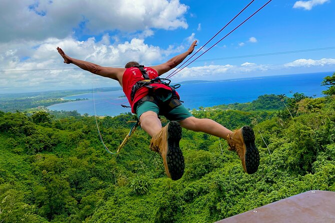 Giant Canyon Swing with Transfers - The Skybridge is both viewpoint and part of the ride