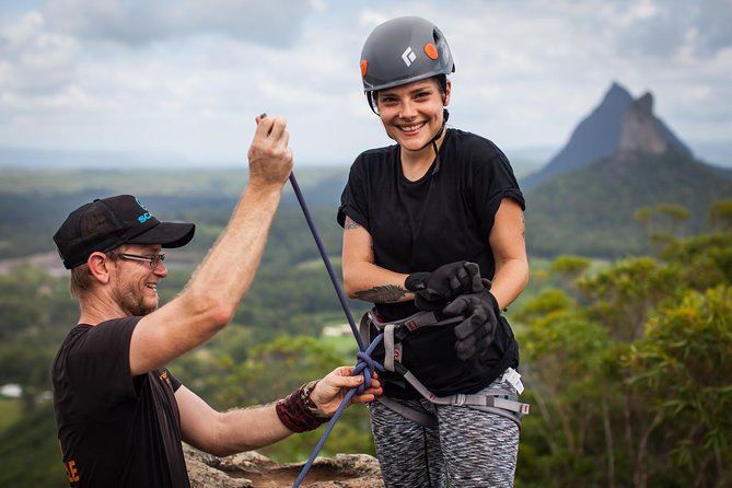 Glass House Mountains Abseiling Experience - Learning the ropes before the big drop