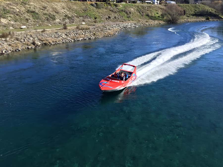 Go Jets Wanaka Clutha River Jet Boat Experience - What the photo stops add