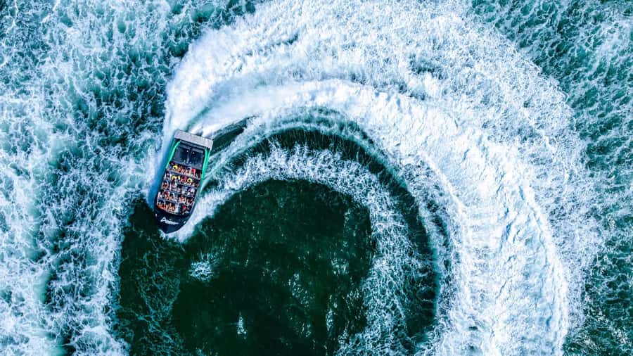 Gold Coast: 360-Degree High-Speed Jet Boat Adventure - A Gold Coast ride that gets serious quickly