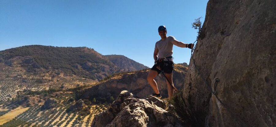 Granada: Via Ferrata Moclín with Transfers - Who should choose this experience?
