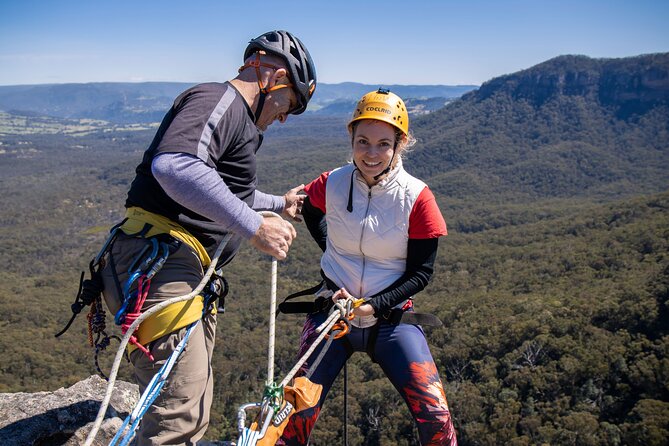 Half-Day Abseiling Adventure in Blue Mountains National Park - Starting in Katoomba with a short route to the cliffs