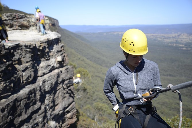 Half-Day Abseiling Adventure in Blue Mountains National Park - Weather, clothing, and fitness
