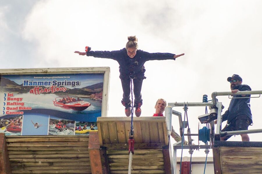 Hanmer Springs: 35-Meter Bungy Jump off Waiau Bridge - How it compares with Hanmer Springs alternatives