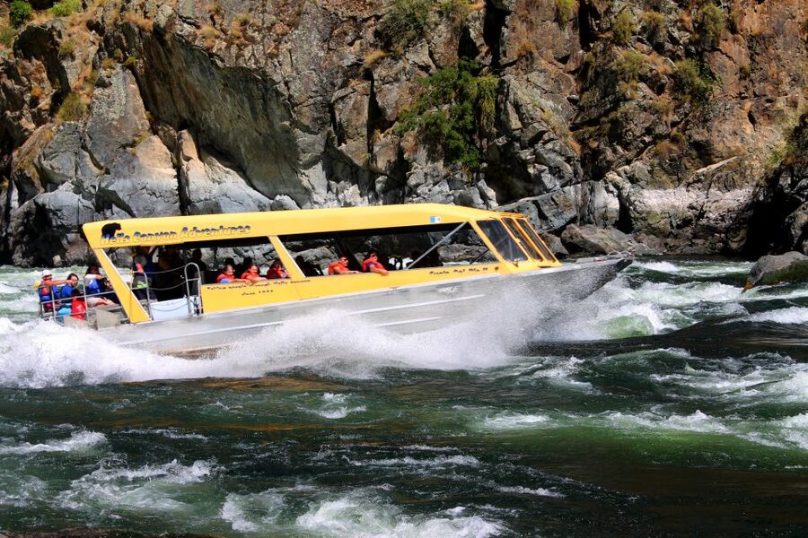 Hells Canyon: Yellow Jet Boat Tour to Kirkwood, Snake River - Racing through the Wild River Section