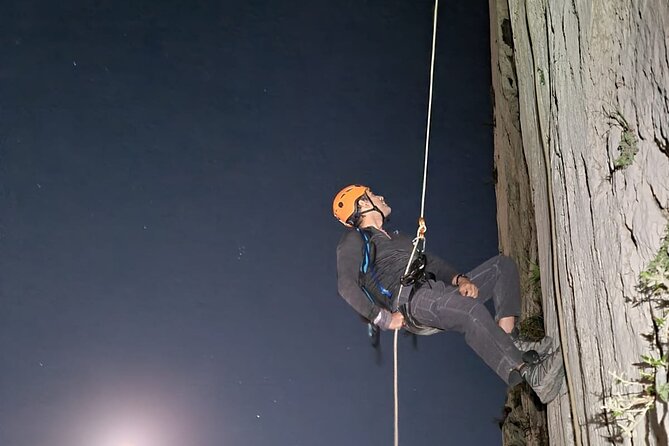 Hiking, Climbing and Rappelling Adventure in Pico Licos - The 60-meter vertical wall