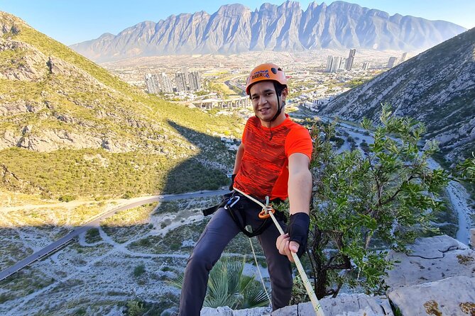 Hiking, Climbing and Rappelling Adventure in Pico Licos - The final 35-meter descent back to the trail